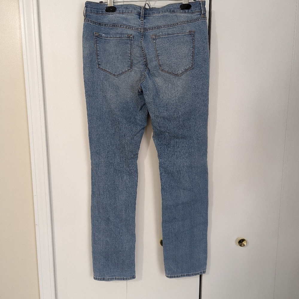 Old Navy Distressed Jeans Original Mid rise Size 6 Regular - Picture 3 of 4
